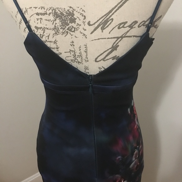 BeBe Scuba bodycon midi dress NWT - Picture 5 of 7